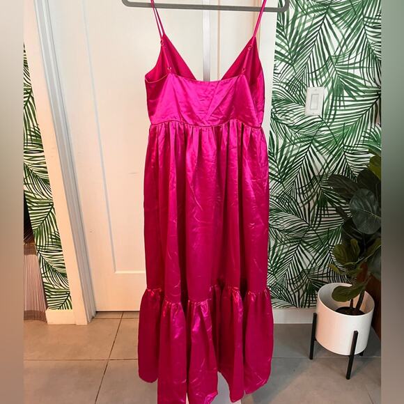 NWT Lovers + Friends Dawson Maxi Top in Magenta Pink Small - Picture 6 of 10